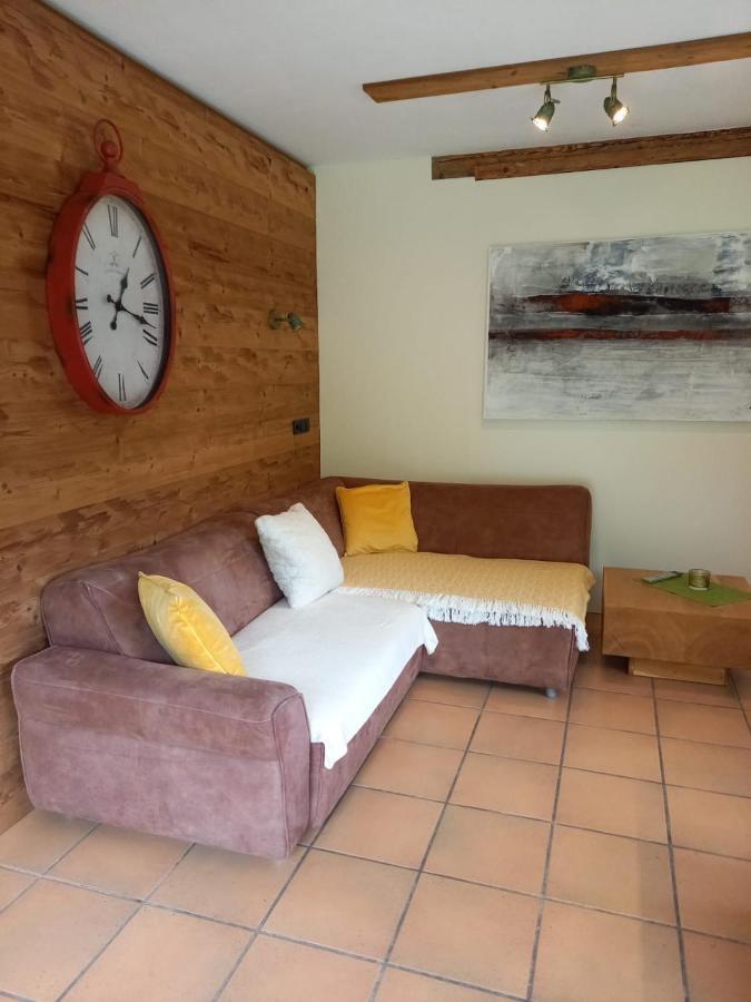 Aparthaus Am Walde & Appartement Sonnenseite Bartholomäberg Dış mekan fotoğraf