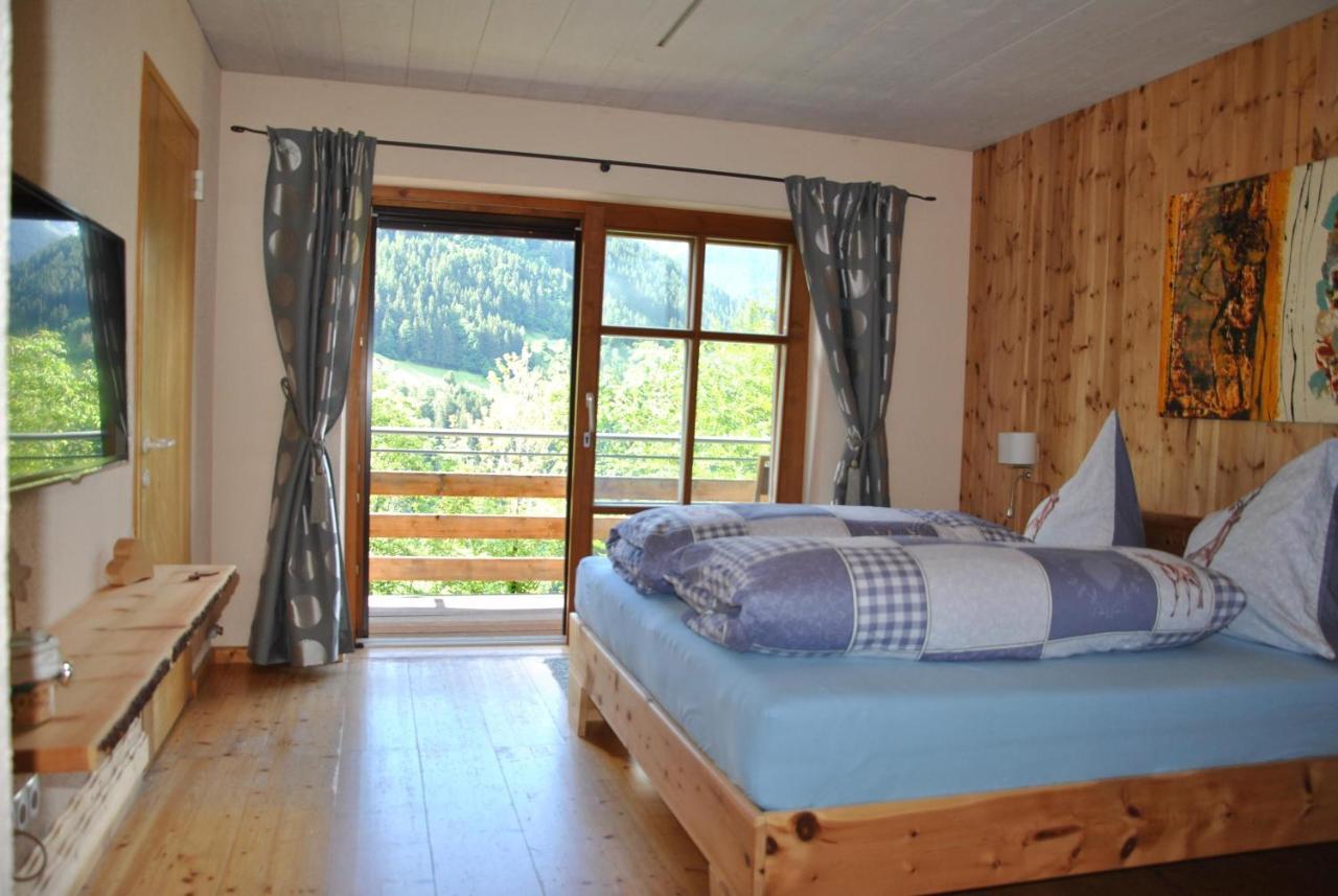 Aparthaus Am Walde & Appartement Sonnenseite Bartholomäberg Dış mekan fotoğraf